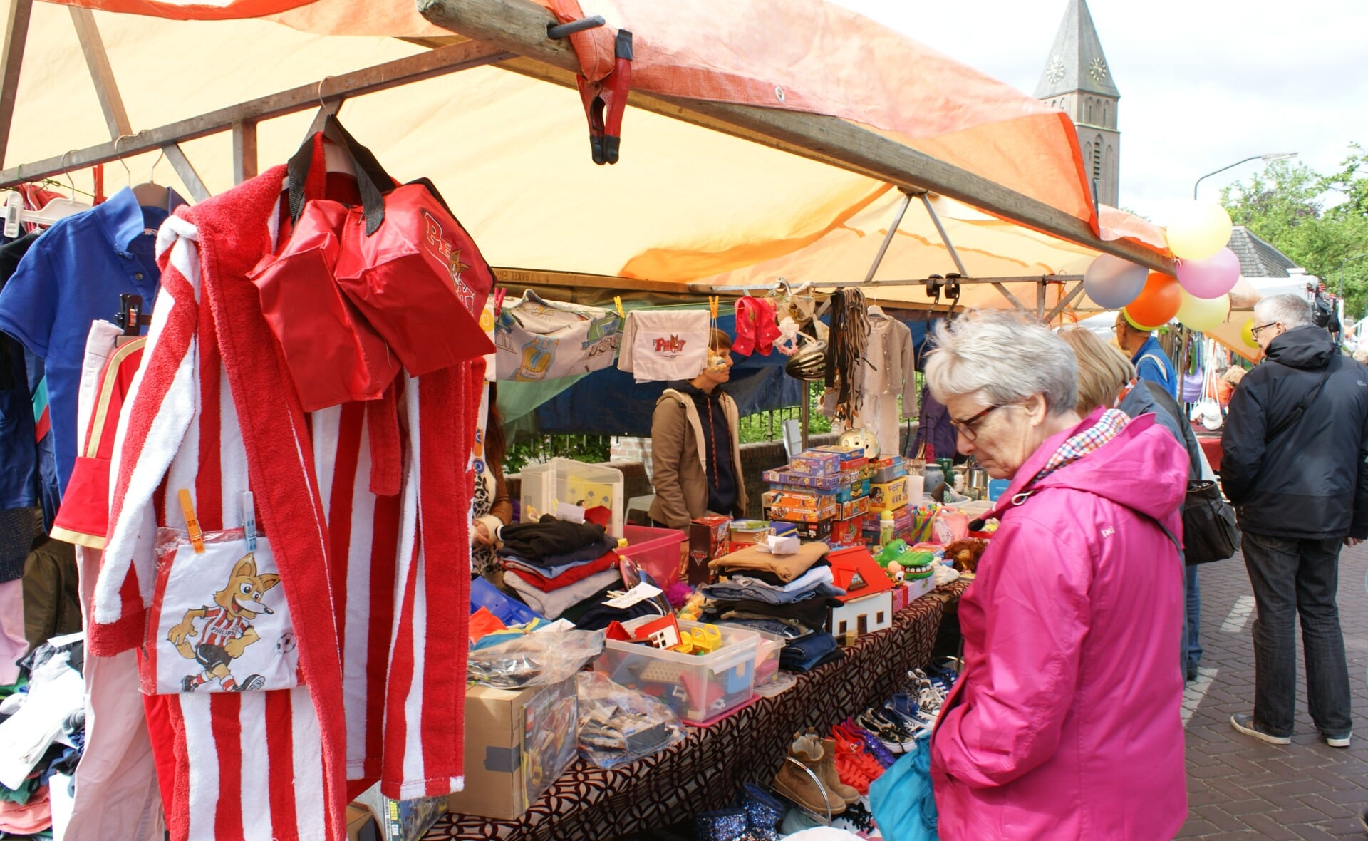 Impressie van de jaarmarkt die vorig jaar in Gemonde werd gehouden. (Foto: Marc Cleutjens).