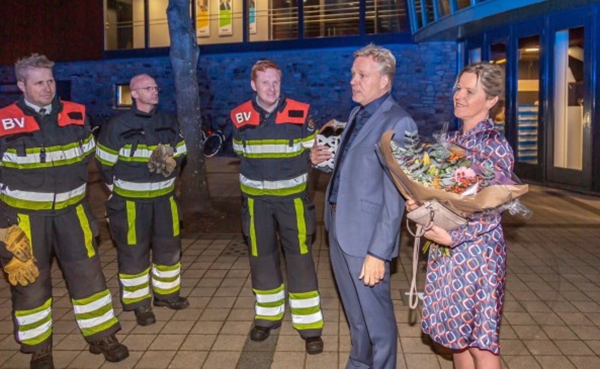 Burgemeester Mark Buijs nam dinsdagavond afscheid van Boxtel. Natuurlijk zwaaide ook het brandweerkorps, dat afgelopen weekend nog volop in touw was, hem uit.