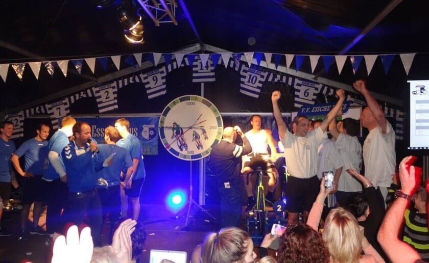 De Dag en Nacht Van Essche Boys is een dorpsfeest dat iedereen, ook in de regio, mag komen vieren