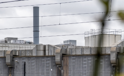 <p>De 22 meter lange schoorsteen van slachterij Vion verhogen, leidt niet tot geurhinder in een groter deel van Boxtel, stellen onderzoekers. </p>