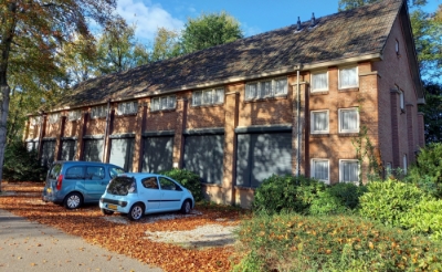 <p>Het voormalige schooltje van de paters assumptionisten wordt verbouwd tot appartementen voor starters. (Foto: Jan Hermens)</p>