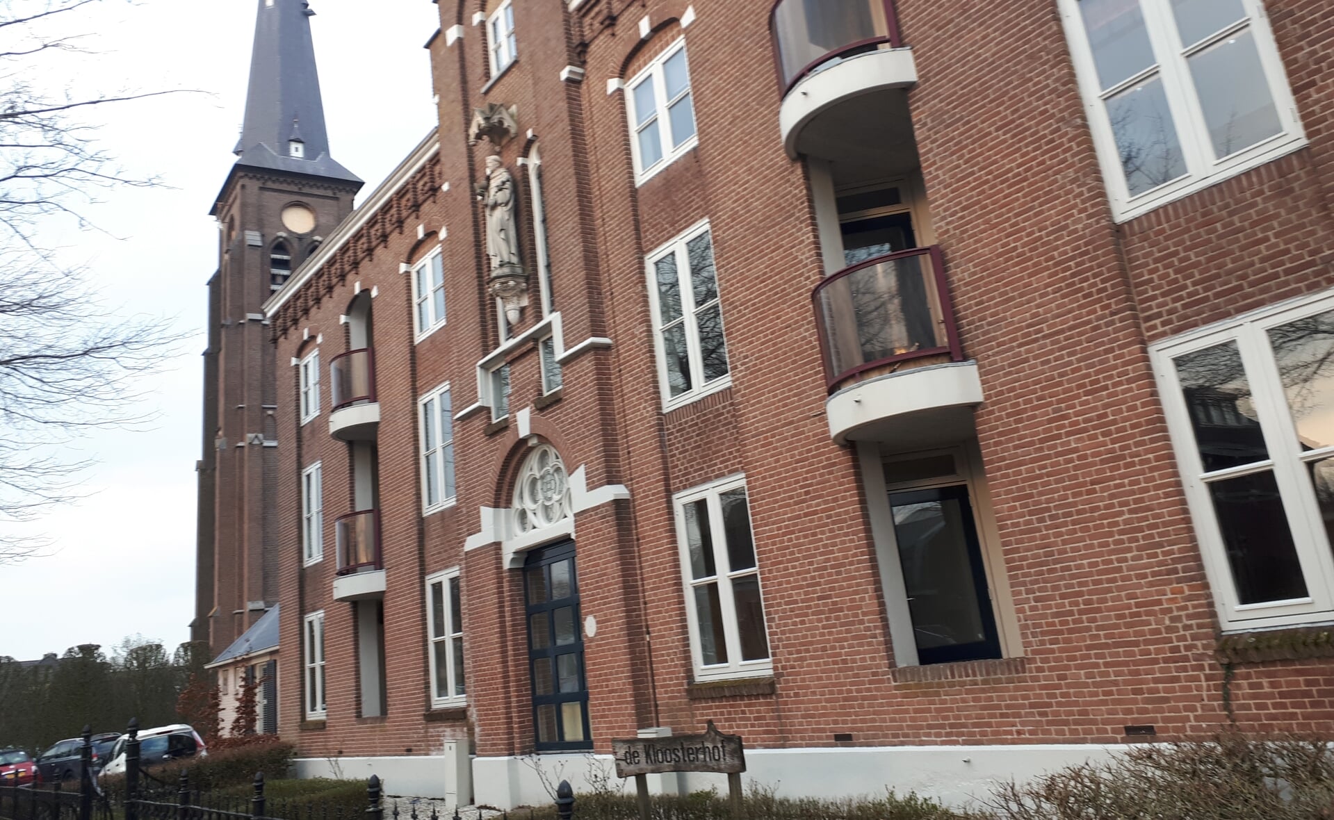 De verbouwing van De Kloosterhof in Liempde tot appartementencomplex voor senioren gaat niet door. De kosten daarvoor zijn te hoog. (Foto: Pål Jansen). 