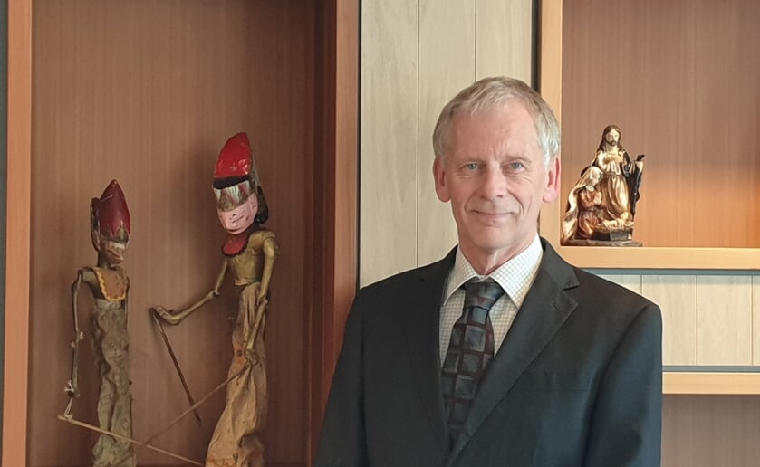 Directeur Jan Kees Metz van onder andere Het Wereldhuis constanteert dat het tij in Het Wereldhuis ten goede aan het keren is.