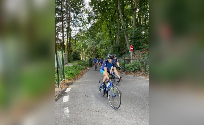 Het fietsproject van De La Salle deed dit jaar de heuvels bij Nijmegen aan, waaronder de beruchte Oude Holleweg. 