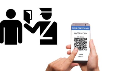 Sinds 25 september is er een QR-code nodig om binnen te komen in de horeca, theaters en bioscopen.