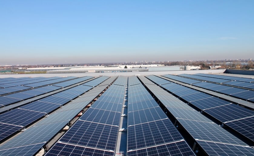 <p>In de gemeente Boxtel zijn nog veel daken die benut kunnen worden voor zonnepanelen. De komende jaren zal er zeker nog veel bijgelegd worden. (Foto: Sir Picture).</p>