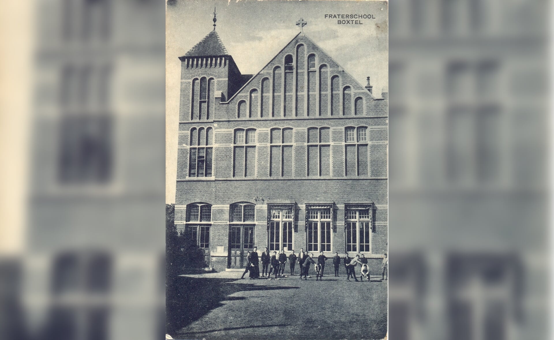 In de bibliotheek is vanaf 1 oktober een expositie ingericht over de geschiedenis van het pand aan de Burgakker 4. (Foto: Beeldbank Boxtel).