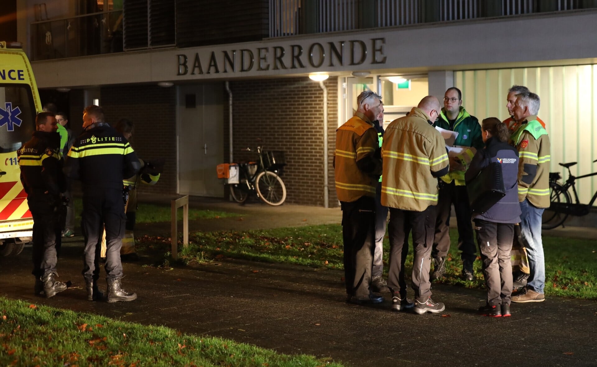 Door een lekkende cv-ketel in een van de appartementen van Baanderronde, moesten verschillende bewoners vorige week donderdag naar het ziekenhuis.