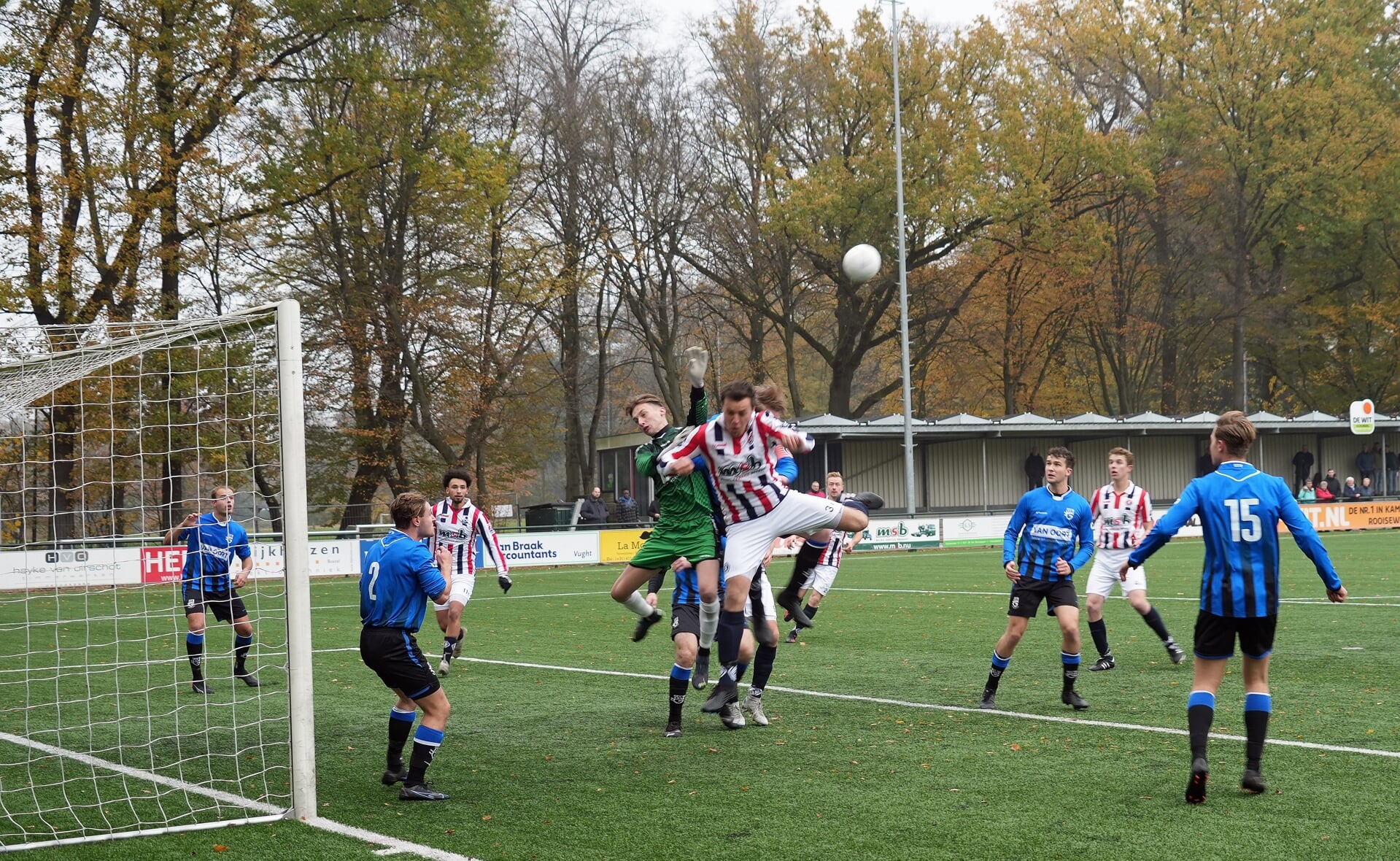 De wedstrijd tussen ODC en SCG ‘18 kwam langzaam op gang, maar was uiteindelijk toch spannend. De thuisploeg trok in sportpark Molenwijk aan het kortste eind: de buren uit Gestel wonnen met 1-4.