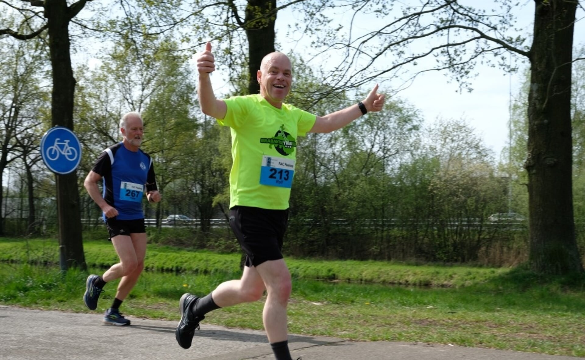 Heerlijk ontspannen genieten van het mooie parcours van de FAC Paasloop.