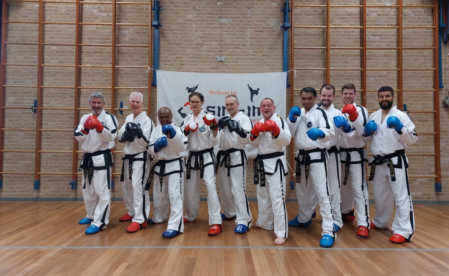 Taekwondo School Dekker uit Boxtel nam zaterdag deel aan een open ITF-trainingsdag in Stroe. 