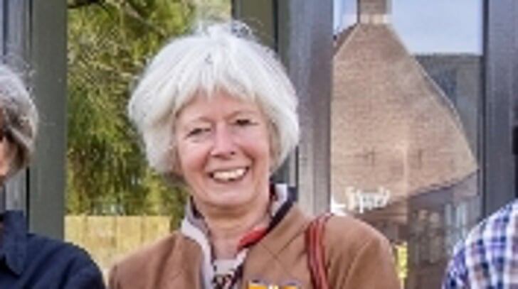 In 2022 ontving Marieke Dijkshoorn een lintje voor haar vrijwilligerswerk uit handen van de burgemeester.