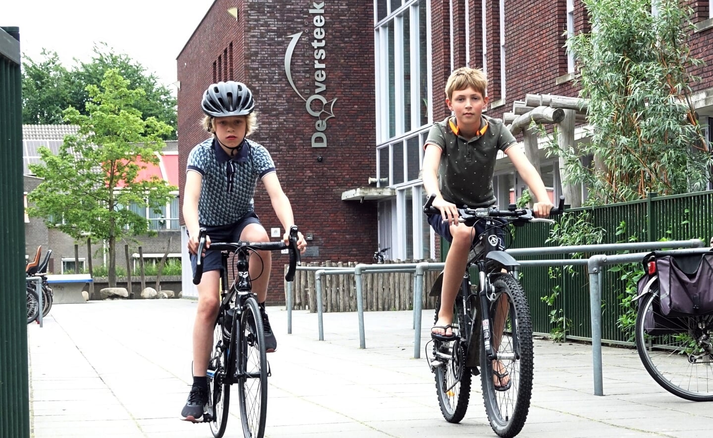 Klaas Derksen (links) en Merijn van Wijlick staan het liefst zelf op de pedalen. 