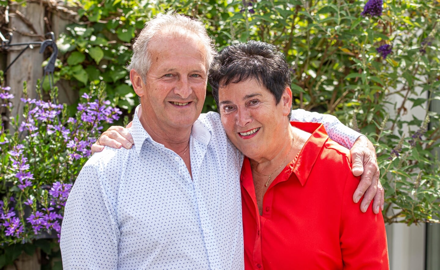 Harrie en Geertje Schellekens praten vol liefde over elkaar. Ze zijn woensdag 29 juni vijftig jaar getrouwd.