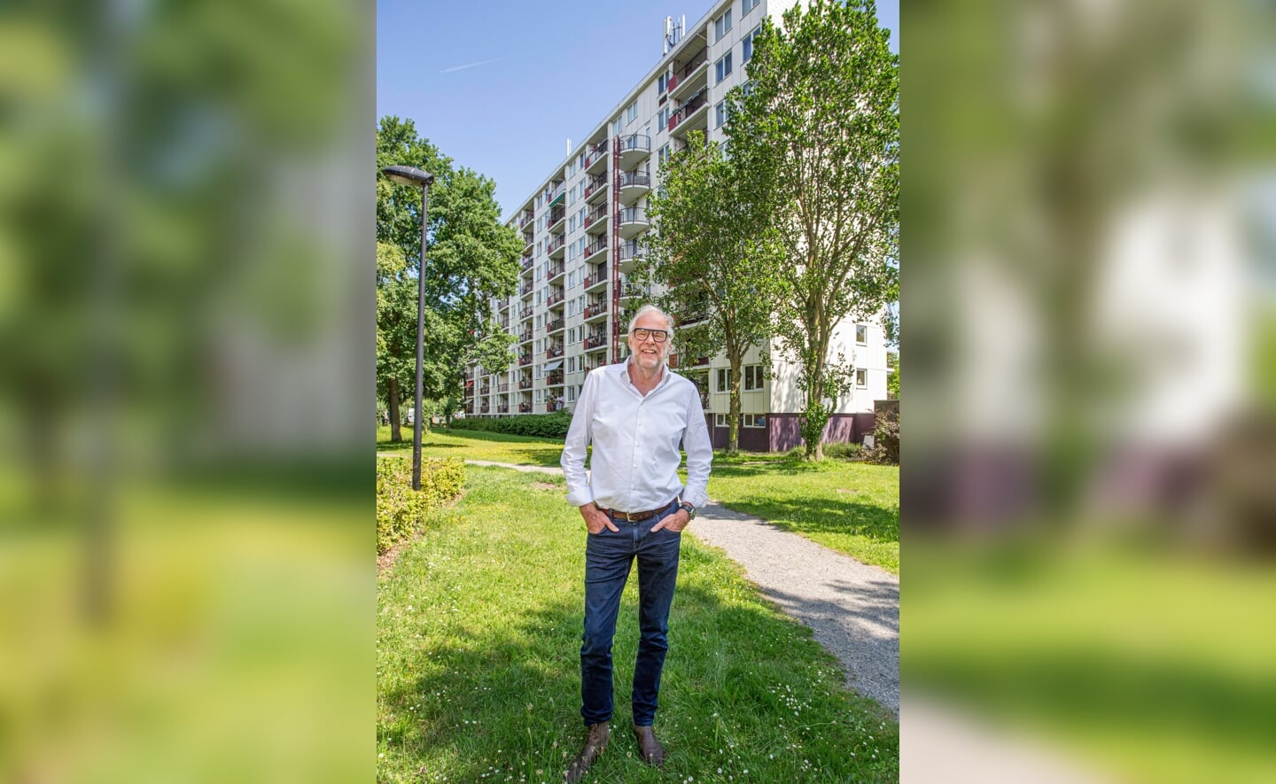 Rob Dekker neemt afscheid van woonstichting Joost: hij gaat met pensioen. Net op een moment dat er weer een rooskleurige toekomst voor corporaties aan lijkt te komen.