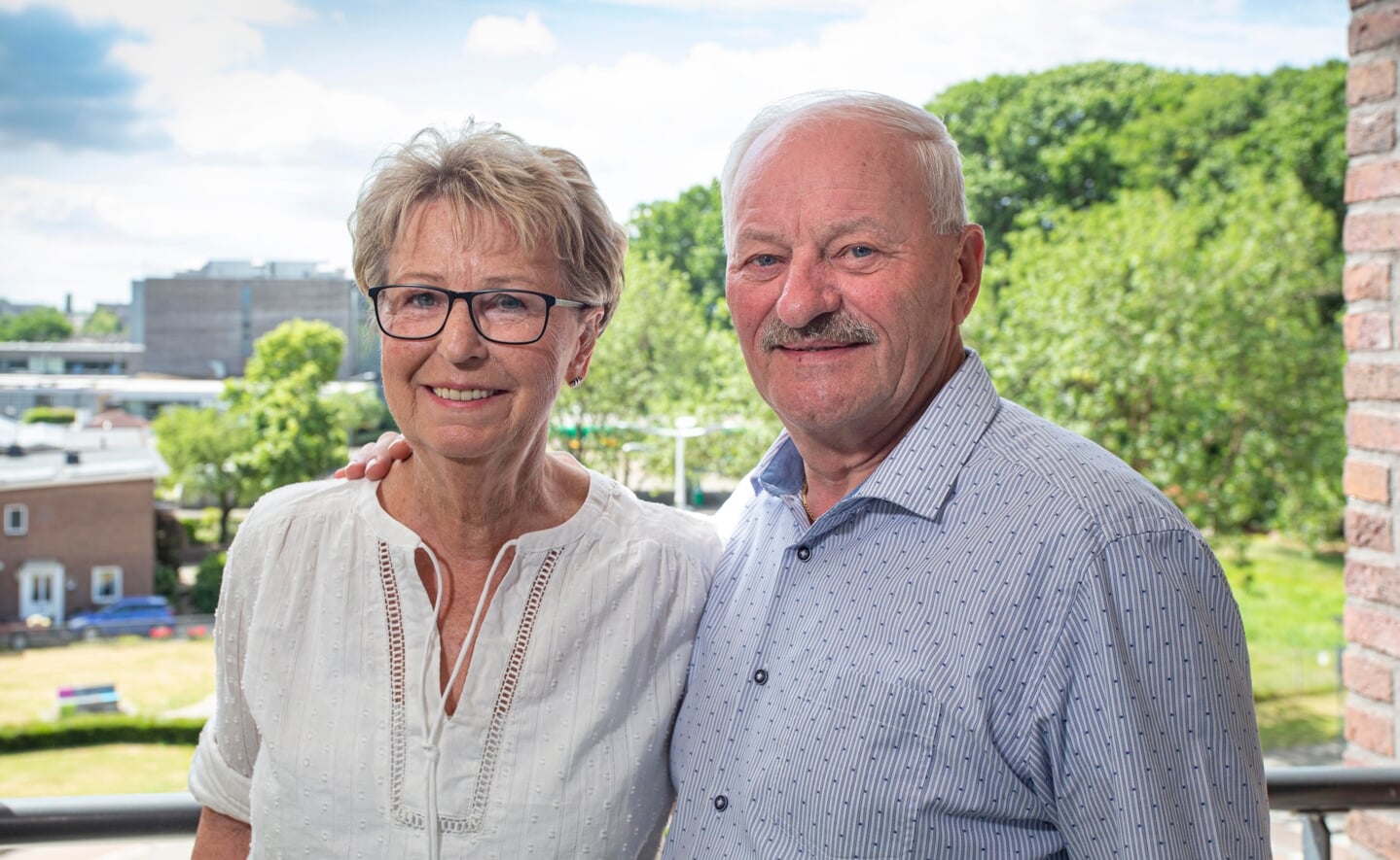 Marieke en Henk Habraken hebben het goed samen. Ze zijn dinsdag 28 juni vijftig jaar getrouwd.