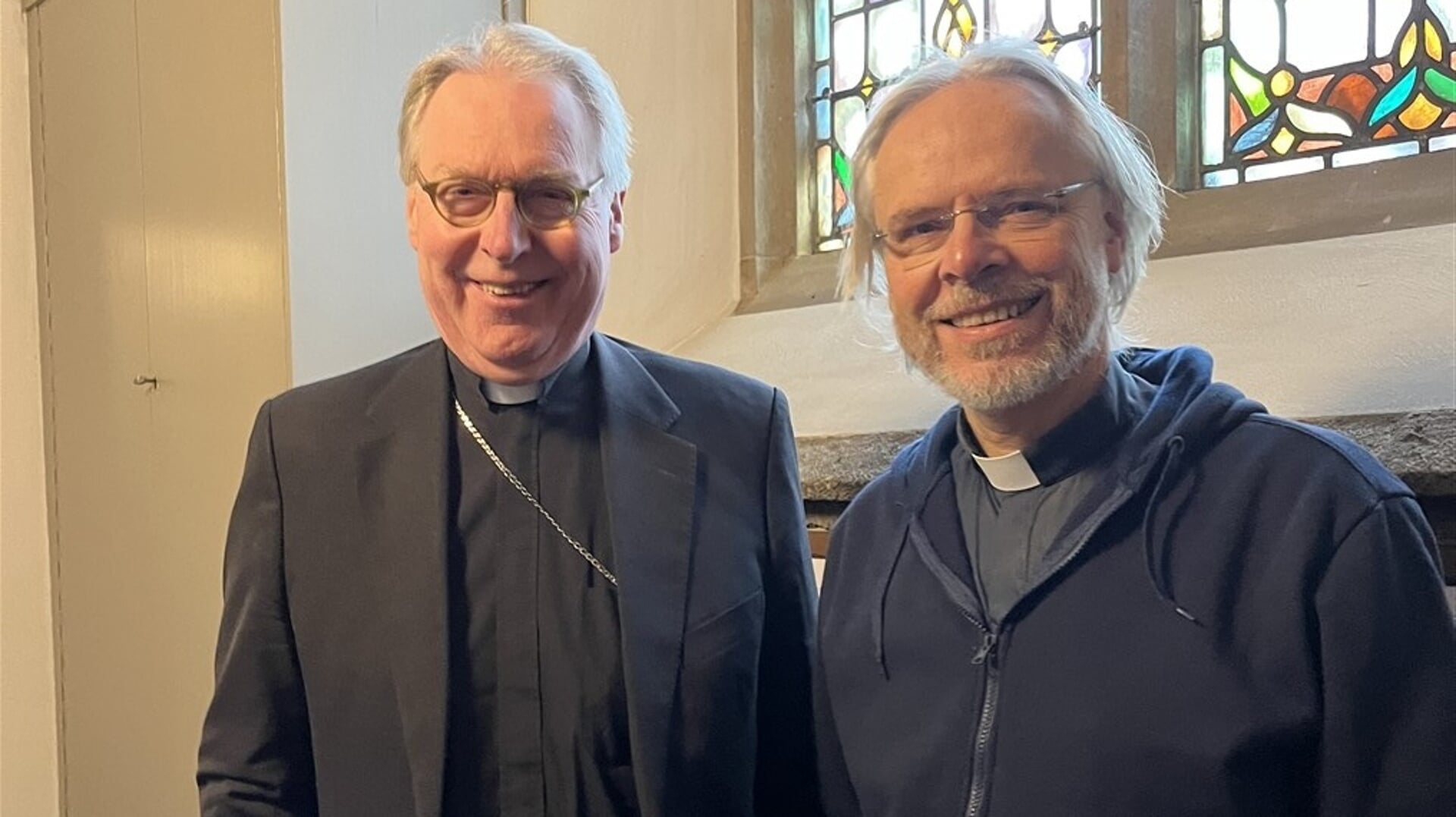 Bisschop Gerard de Korte en pastoor Geertjan van Rossem gingen zondag 5 februari samen voor in de eucharistieviering.
