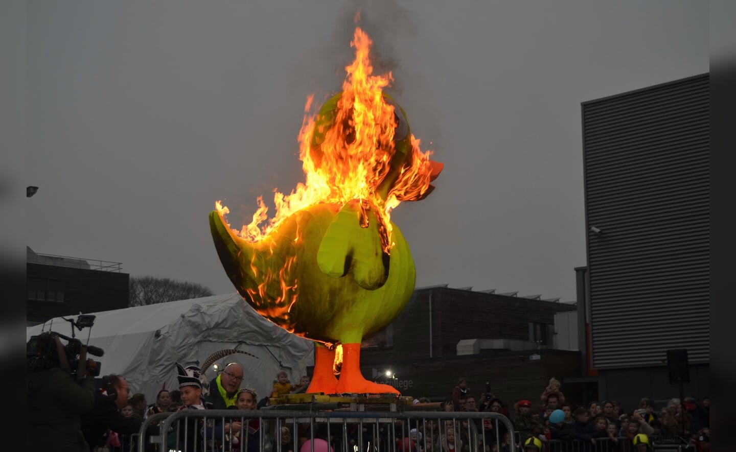 Carnavalsdinsdag in Eendengat.