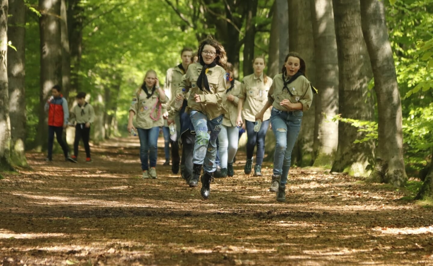 De leden van scouting Boxtel stonden onlangs uitgebreid stil bij het 20-jarig jubileum van de vereniging. Dat ging gepaard met spelletjes, activiteiten en een feest voor de oudere leden.