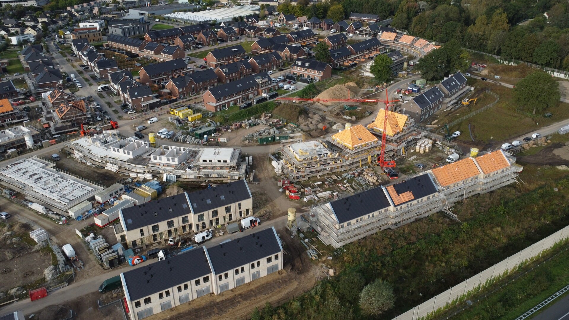 De bouw van Heem van Selis is in volle gang. De nieuwbouwwijk wordt 475 in plaats van 466 huizen groot.