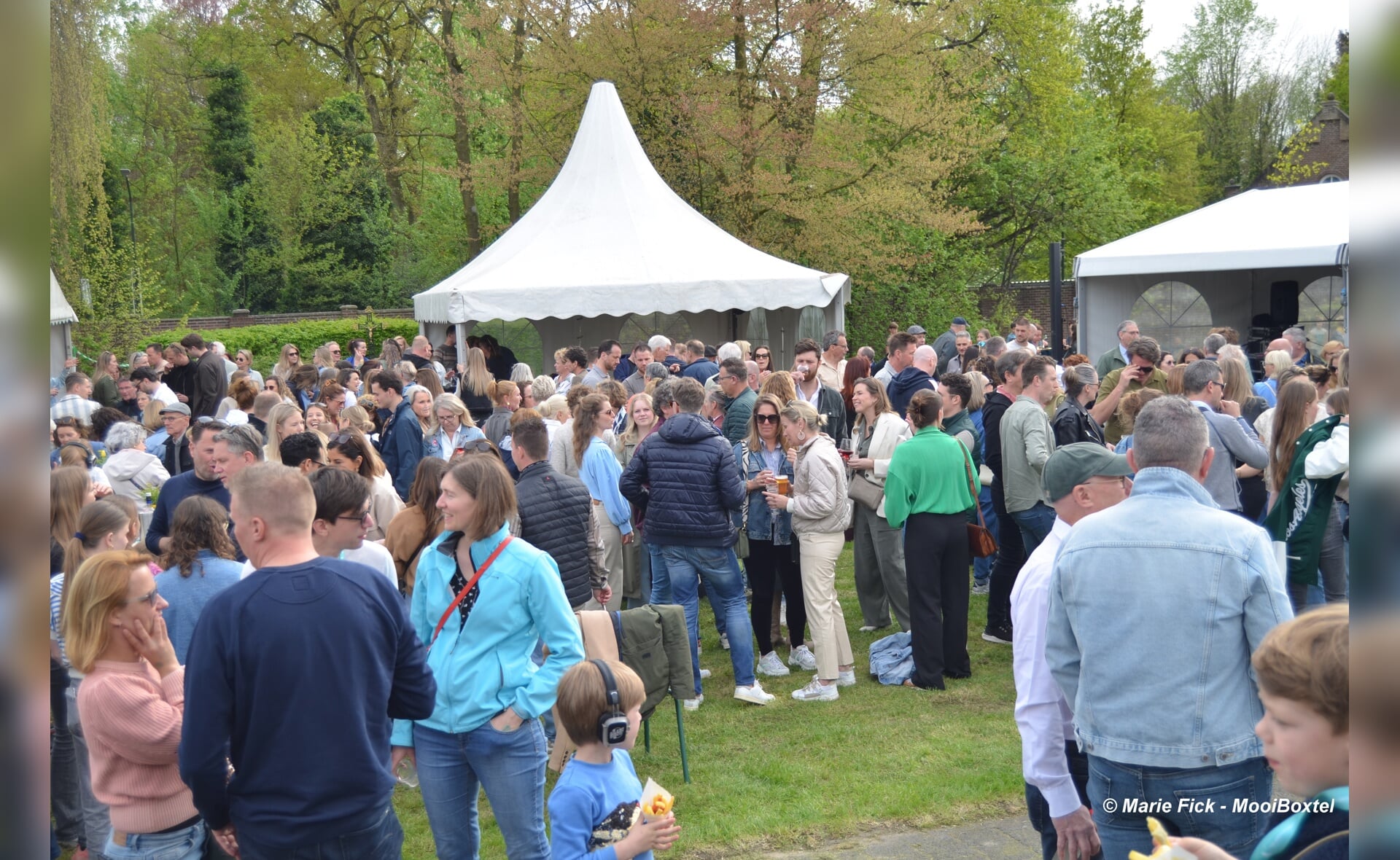 Een kleine duizend bezoekers kwamen zondag naar de Proeftuin van Lionsclub Belles Amies aan de Burgakker.