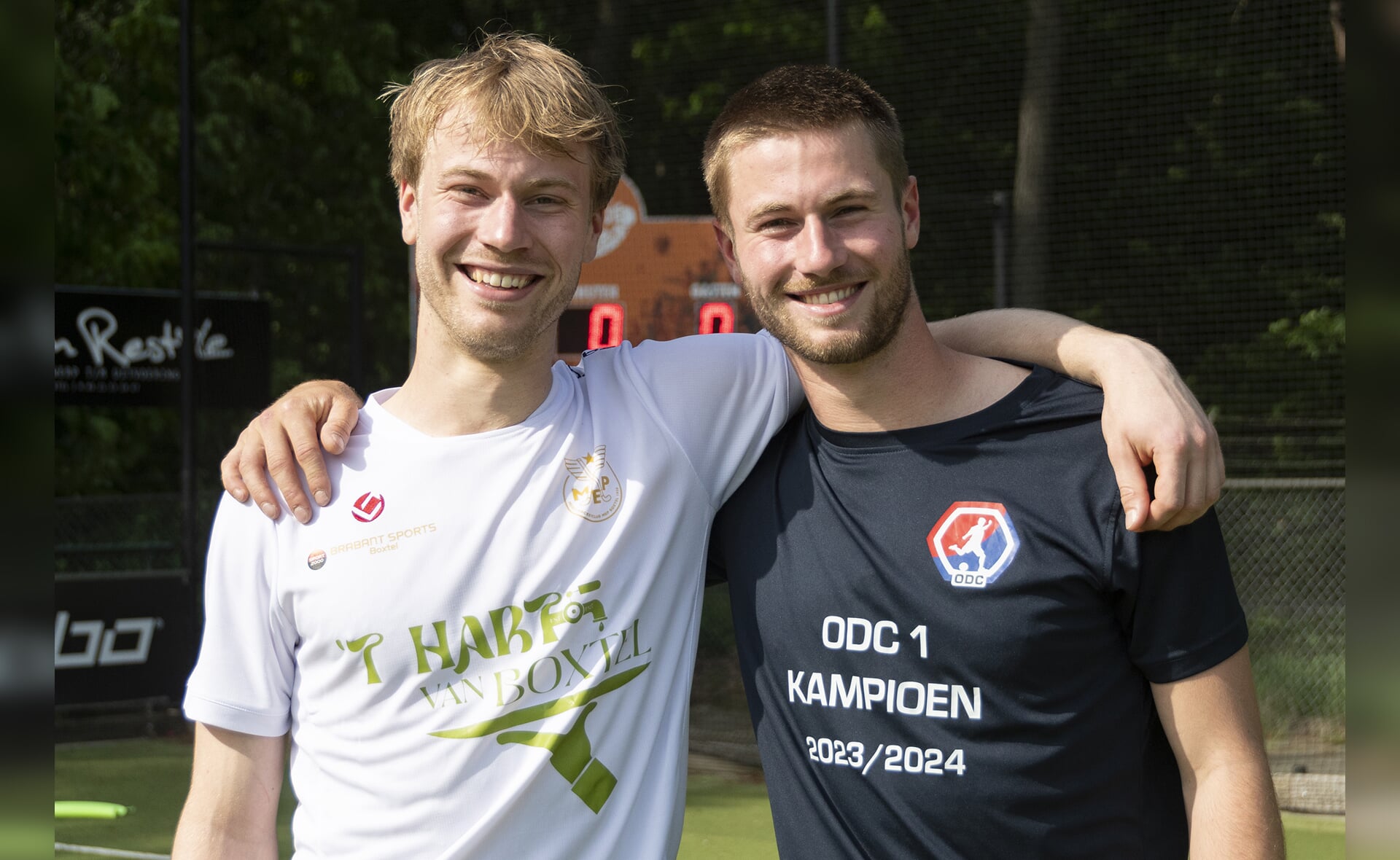 Giel en Stijn Pijnenburg, de een werd zondag kampioen met MEP, de ander twee weken eerder met het eerste elftal van voetbalclub ODC. Twee kampioenen uit een gezin dus.