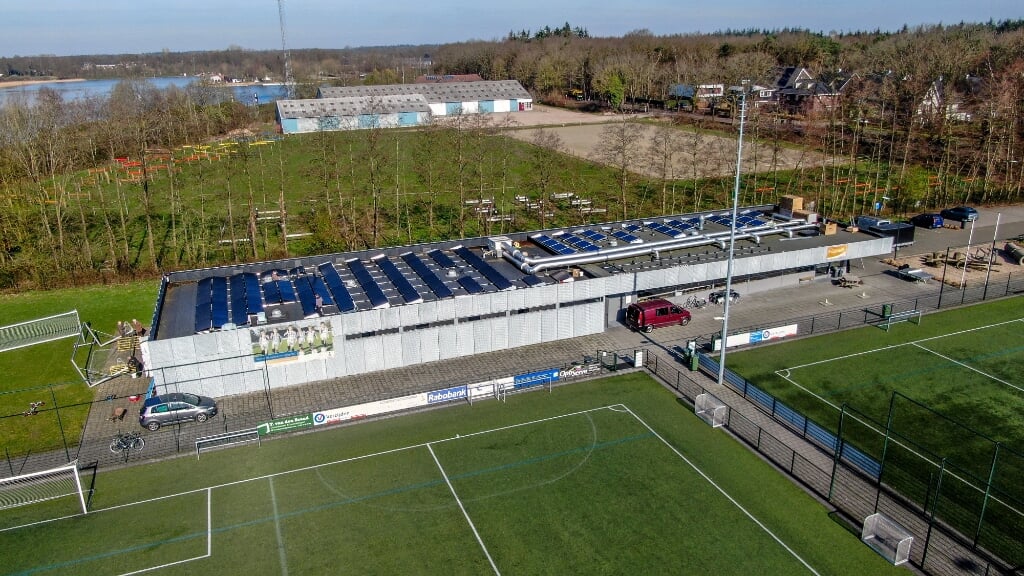 De accommodatie van ODC in sportpark Wagenaars op het Essche Heike is volgelegd met zonnenapelen. 