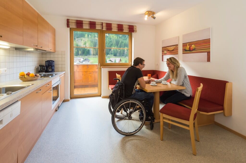 De appartementen in Haus Renate zijn rolstoelvriendelijk en daarmee ook toegankelijk voor mensen met een lichamelijke beperking. 