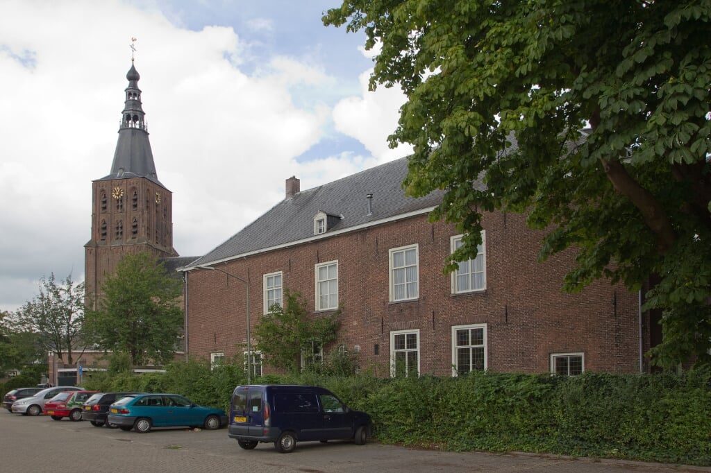 De monumentale pastorie van de Heilig Hartparochie op Duinendaal.