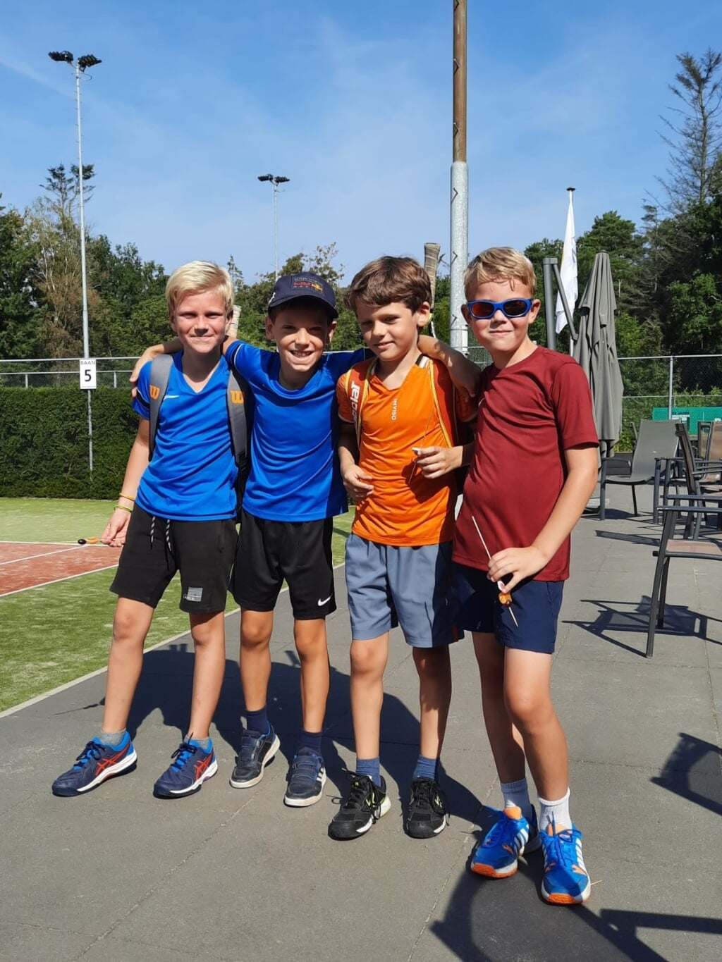 Van links naar rechts: Lucas de Weger, Tom van Oorschot, Jurre de Hair en Luuk Zandbergen. Zij namen alle vier deel aan de clubkampioenschappen.