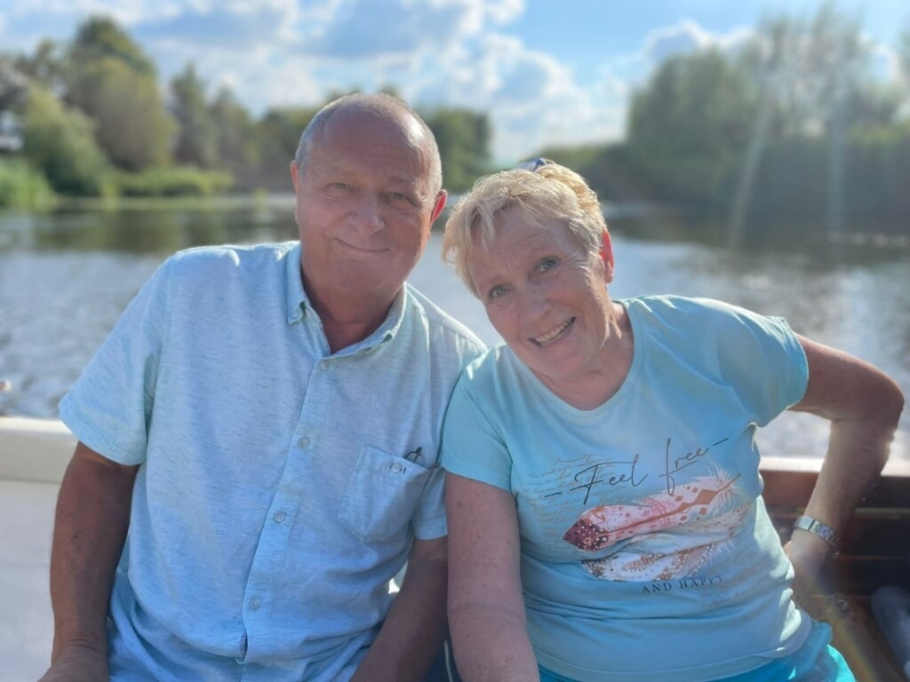 Hennie en Corrie Giesen zijn terug op vertrouwde bodem en zijn donderdag 30 maart vijftig jaar getrouwd.
