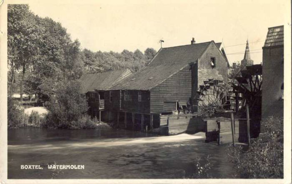 Watermolen aan de Molenstraat. De foto is gemaakt in de periode 1900-1934.