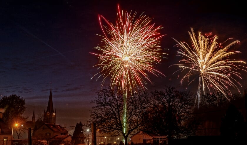 <p>Vuurwerk boven Beuningen tijdens een eerdere jaarwisseling.</p>