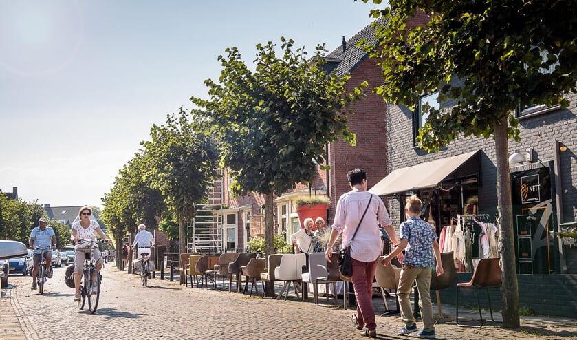 De Hogestraat in Druten tijdens koopzondag 25 september.