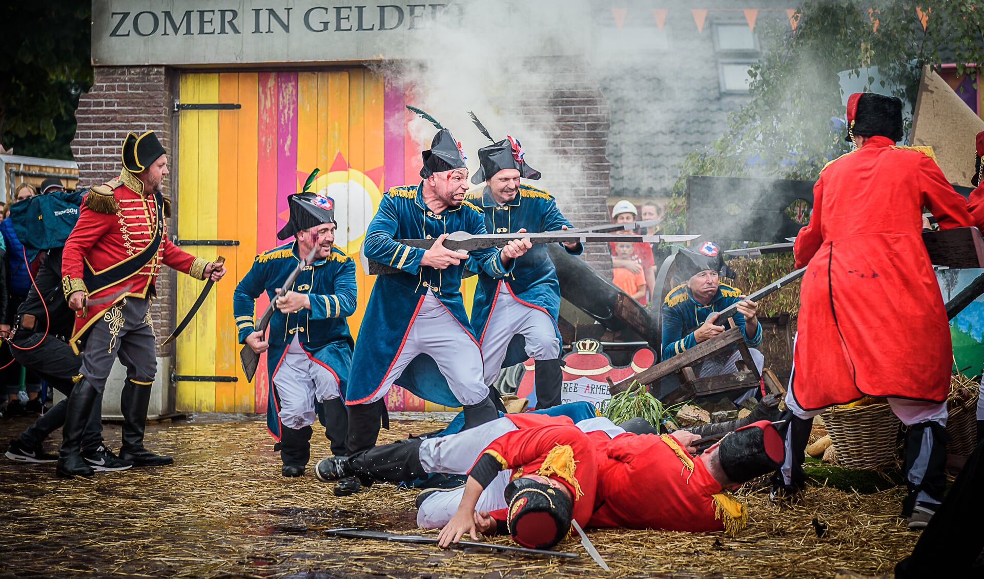 Dorpsbewoners namen het tegen elkaar op als Fransen en Engelsen in de strijd om de oude toren van het dorp.