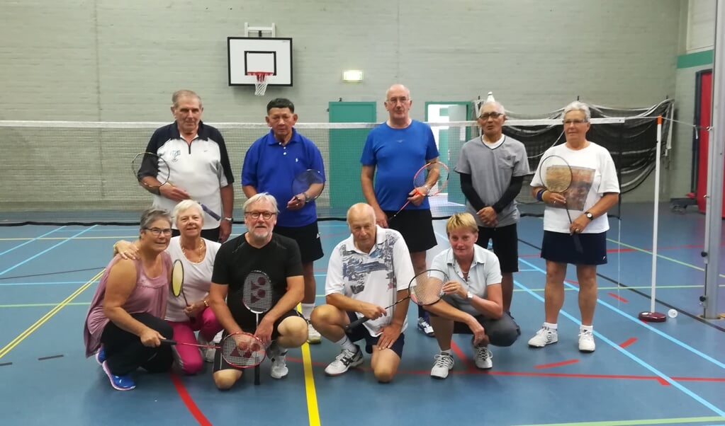 De 55+ groep van Badmintonclub Druten (enkele leden ontbreken op de foto).