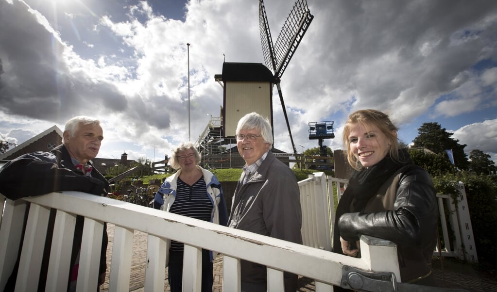 Molenaar Nic Veerman, Greet en Jaap en Kim Peeters (Stichting Perspectief)