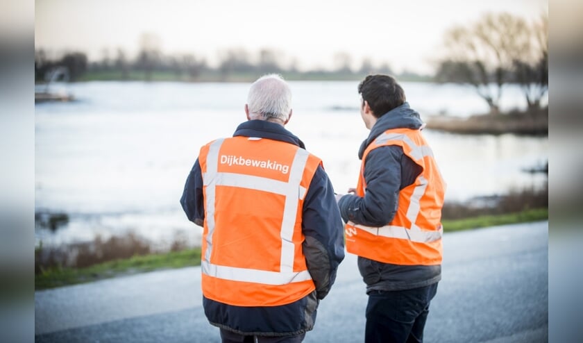 Het dijkleger van Waterschap Rivierenland oefent regelmatig.