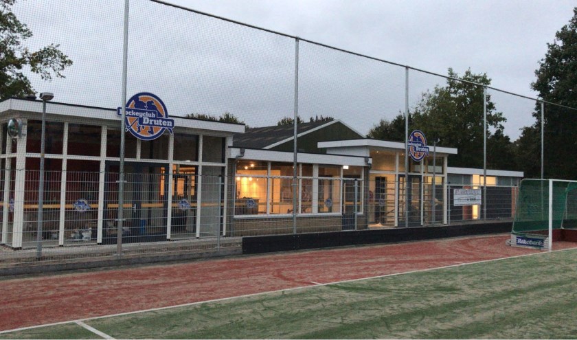 Het nieuwe clubhuis van Hockeyclub Druten.