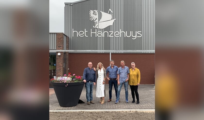 Raimond van Wely, Henriette Litjes, Jack van Lent, René Petit en Pieta van Wely.