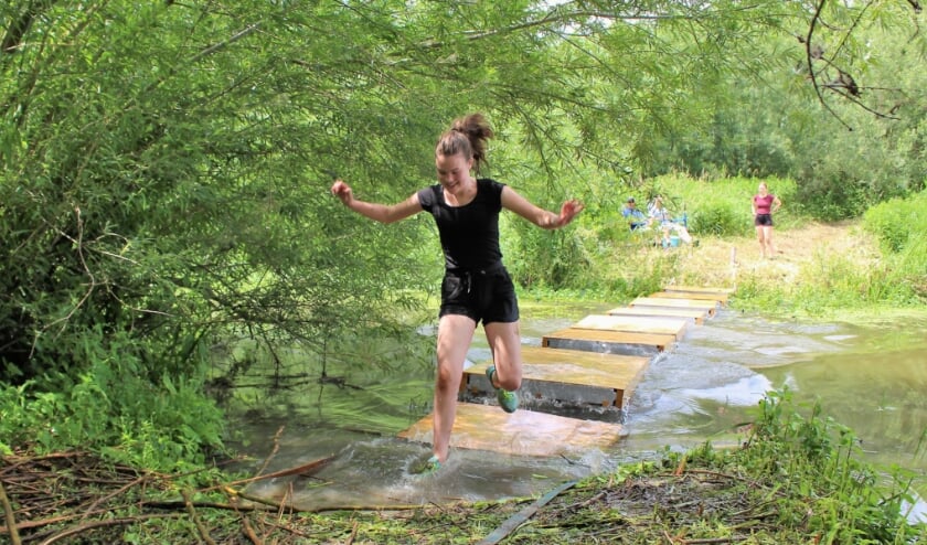 <p>Survivalrun Boven-Leeuwen (2019)</p>