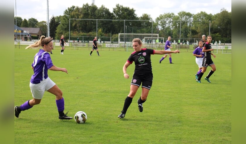 Bekerwedstrijd tussen AAC-Olympia/Victoria'25 VR2 en FC Maas enWaal.