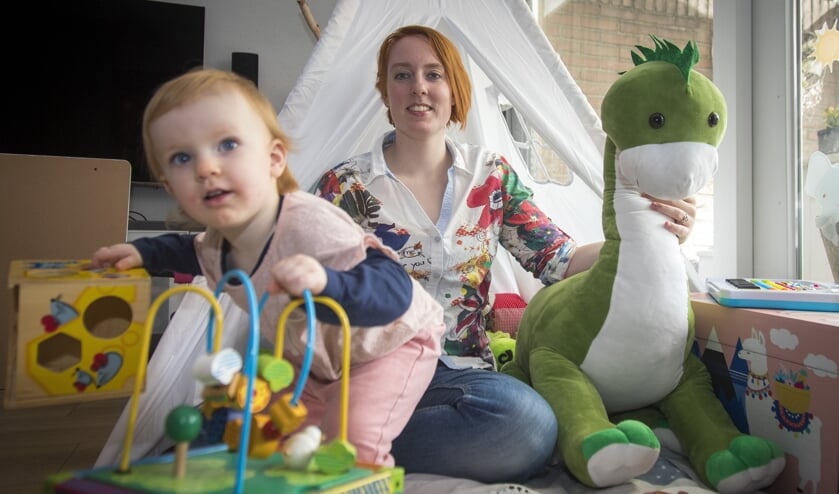 Anne-Marie de Leeuw met haar dochter.