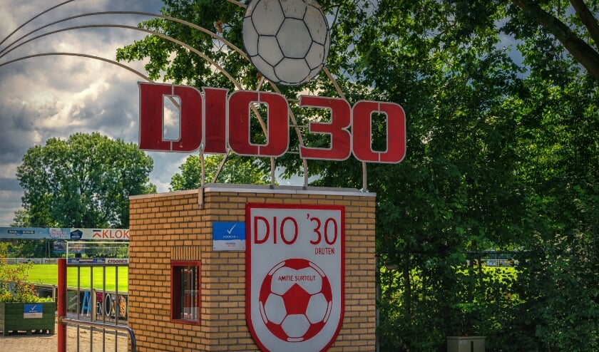 <p>Entree voetbalclub Dio'30</p>