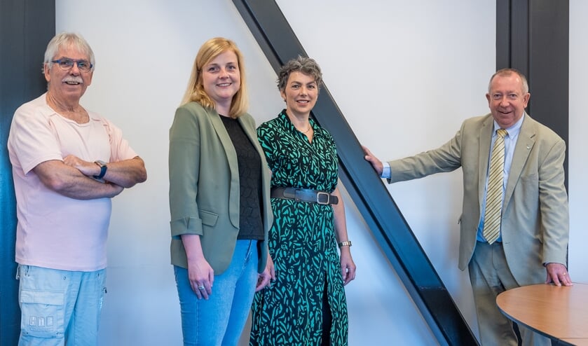 Theo Roelofs, Sandrine Knippenburg, Mariëlle van Swaay en Sjef van Elk.