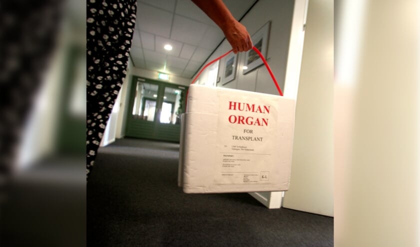 <p>Box waarin menselijke organen worden getransporteerd. </p>