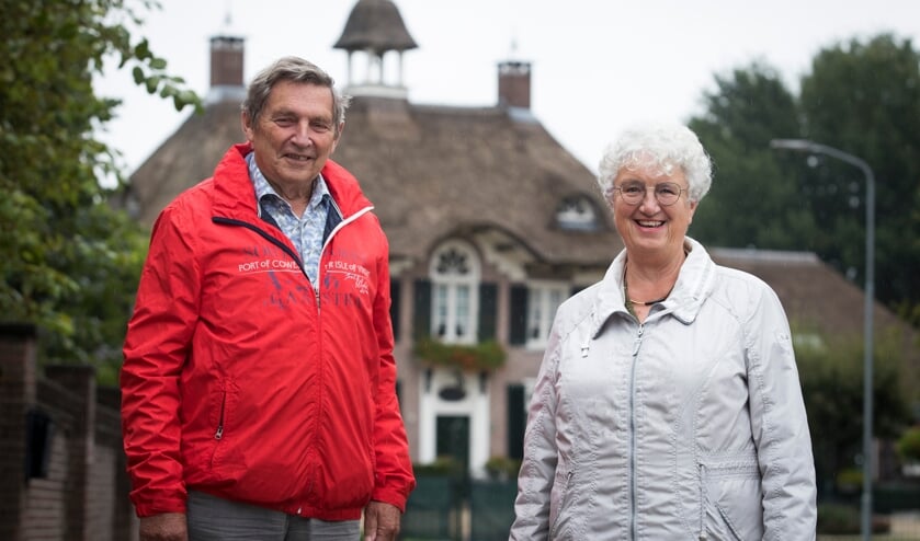 Adriaan Maters en Marike de Valk van de Beuningse Ommetjes.