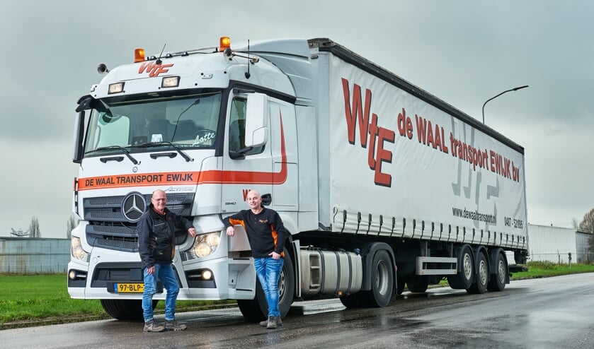Andy van Haalen, de Waal transport.