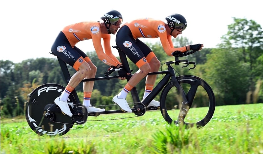 Tandemwielrenners Timo Fransen en Vincent ter Schure.
