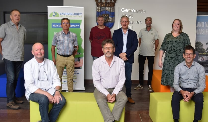 <p>Groepsfoto energiecoaches West Maas en Waal.</p>